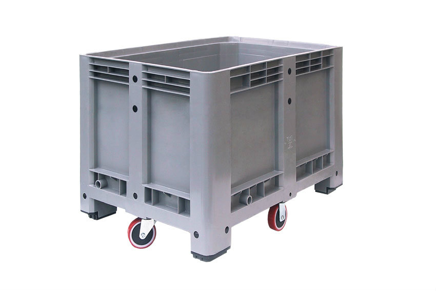 Palletbox 1200x800x630 mm - closed - 4 central castors - 470 l 